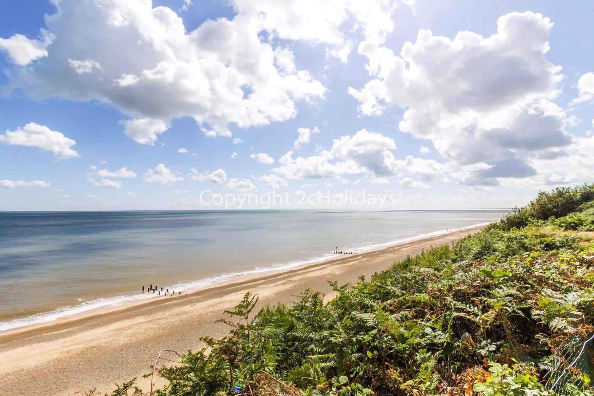 Beautiful Caravan For Hire With A Partial Sea View In Suffolk Ref 32042Az 洛斯托夫特 外观 照片
