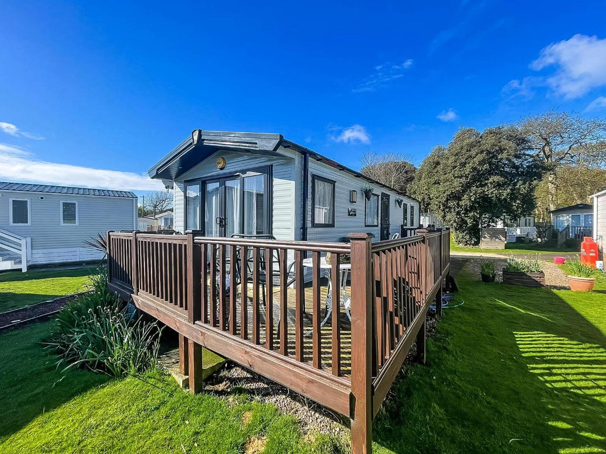 Beautiful Caravan For Hire With A Partial Sea View In Suffolk Ref 32042Az 洛斯托夫特 外观 照片